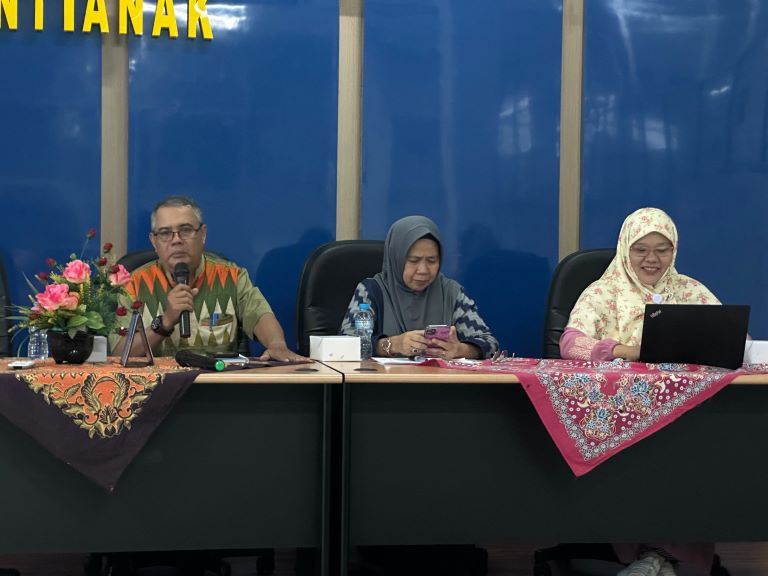 Rapat Penyempurnaan Penyusunan Raperwa Penyelenggaraan Kurikulum Muatan Lokal untuk PAUD dan Pendidikan Dasar