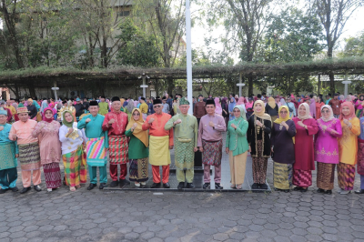 Upacara Peringatan Hari Pendidikan Nasional (Hardiknas) Tahun 2025